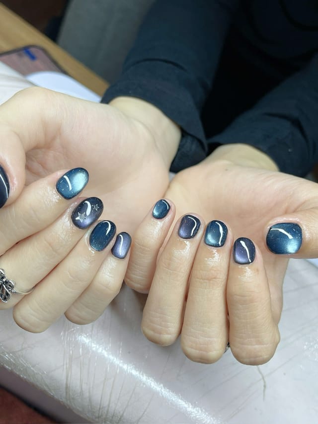 MOA nail look