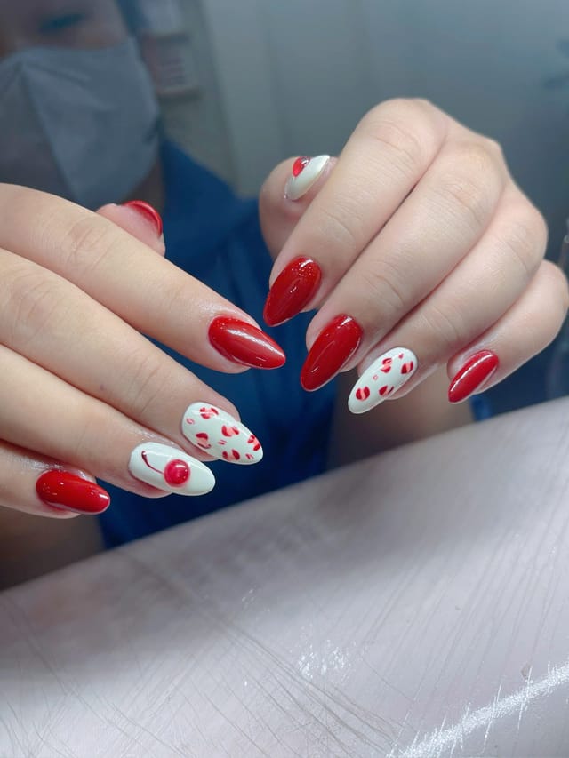 MOA nail look