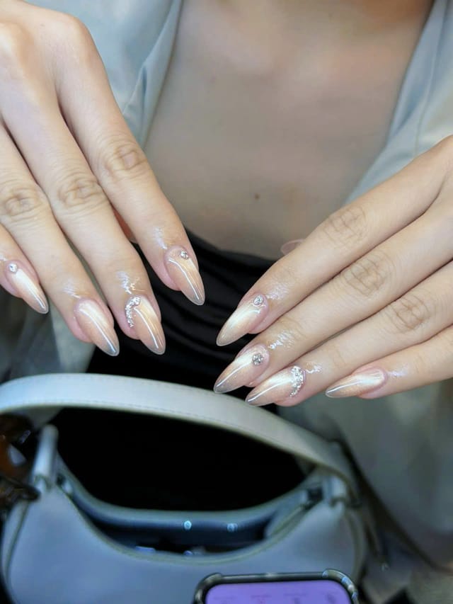 MOA nail look