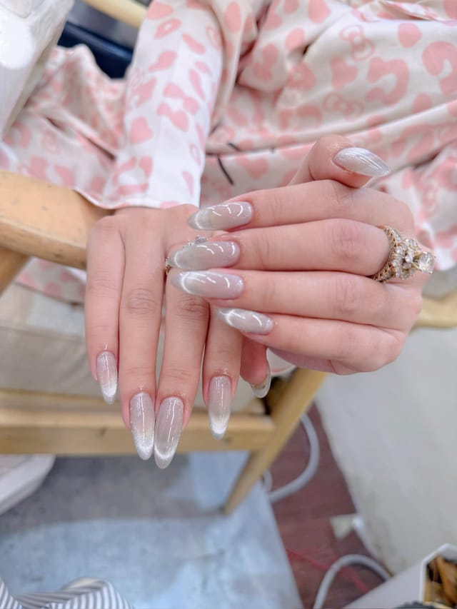 MOA nail look