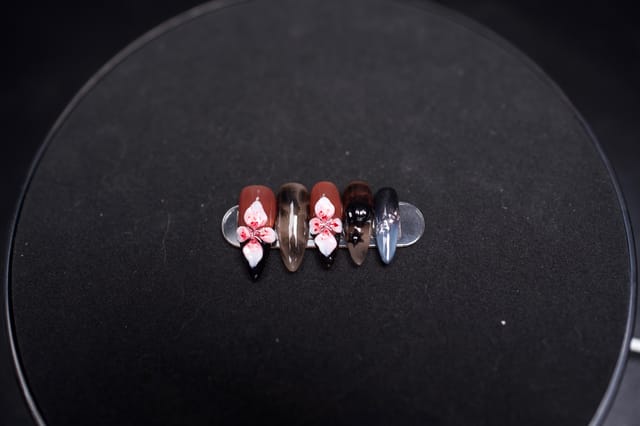 Peach Éclair press-on nail set