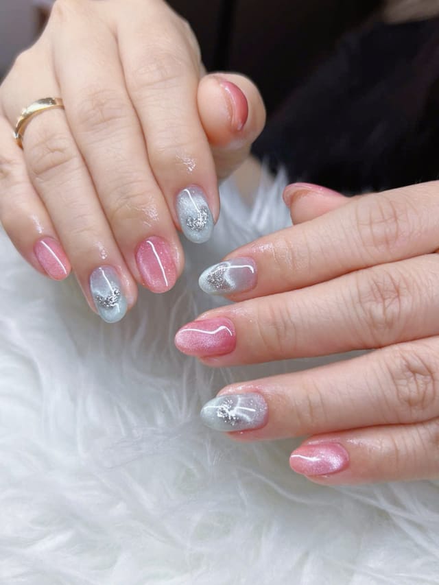 MOA nail look