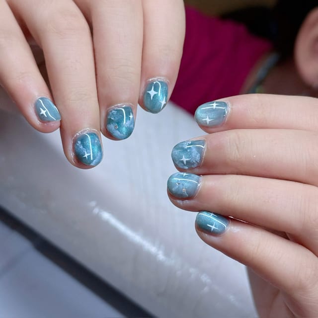 MOA nail look
