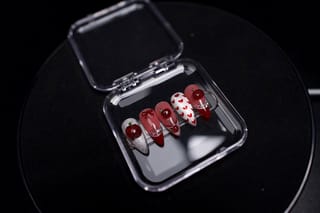 Midnight Garden press-on nail set
