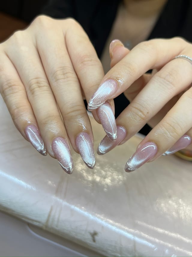 MOA nail look