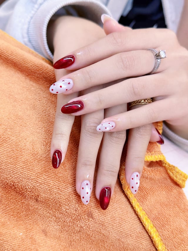 MOA nail look